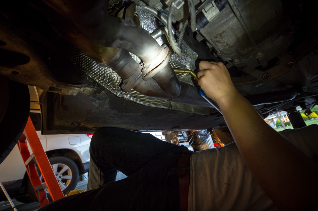 BMW 135 downpipe install - torch